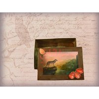 Wolf Spirit Box Weissagung Vintage Tarot Kartenbox Metalldose Mit Deckel Industrial Blechdose Kleine Steampunk Schmuckdose Rosa Edelstein Ooak von EnchantmentWithin