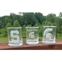 Set Von 4 Msu Spartan Offiziell Lizenzierte Geätzte Gläser - 12 Oz Felsen | #8112 Set Von 4 Msu Spartan Offiziell Lizenzierte Geätzte Gläser - 12 Oz Felsen | #8112 von EndlessEtching