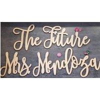 50 cm Lang Nachname Hochzeit Foto Wandschild Paar Namen Braut Und Bräutigam Holzschild Personalisierte Schilder Hochzeitsschilder von EngraveCelebration