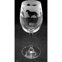 Flatcoat Weinglas 35Cl Weinglas Mit Flatcoat Retriever Fries Design von EngravedGlassDirect