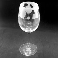 Wire Fox Glass 35Cl Weinglas Mit Wire Fox Terrier Fries Design von EngravedGlassDirect