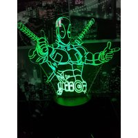 Deadpool, 3D Illusion Smart App Control Nachtlicht Bluetooth, Musik, 7 & 16M Farbe Mobile App, Made in Uk von EngravingArtStudio