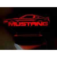 Mustang Personalisierte 3D-Illusion Smart App-steuern Nachtlicht Bluetooth, Musik, 7 & 16M Farbe Mobile App von EngravingArtStudio