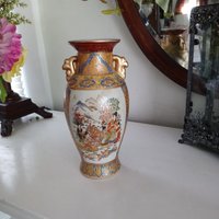 Satsuma Vase, Handbemalt Mit Goldrand von EnjoyHomeandGarden