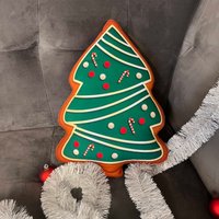 Weihnachtsbaum Grün Geformtes Kissen/Weihnachtsbaumkissen Weihnachten Dekokissen Ingwer von Enjoypillows