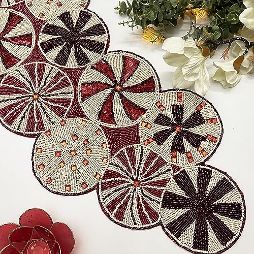 Enliven Handgefertigter Tischläufer mit weihnachtlichem Pfefferminzwirbel, Zuckerstange, Perlenläufer, 33 x 91,4 cm von Enliven