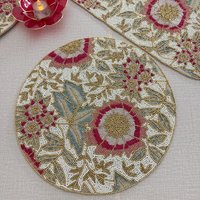 Handgemachte Perlenbesetzte Tischset, Mehrfarbig, Frühlingsdeko von Enlivenstores