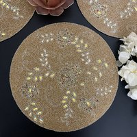 Handgemachtes Tischset, Rundes Tischset Mit Perlen, Goldperlen, 35 cm von Enlivenstores