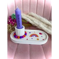 Geschenk "Perlenzauber Regenbogen" - Geburtstag Geburt Taufe Kerzenhalter Stabkerze Tablett Perlen Mitbringsel Keraflott Raysin Gips Geschenk "Perlenzauber Regenbogen" - Geburtstag Geburt Taufe Kerzenhalter Stabkerze Tablett Perlen Mitbringsel Keraflott Raysin Gips von EntzuecktBeglueckt
