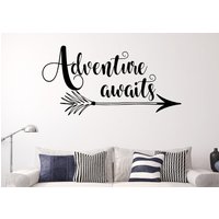 Abenteuer Erwartet Wand Aufkleber - Dekor - Kunst - Pfeil Aufkleber von EpiphanyDecals