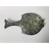 Retro Metallständer Für Heißen Fisch. Stellen Sie Die Pfanne Unter Dem Heißen. Runde Heisse Platte Ziel. Metalldraht Untersetzer. Topfständer von EraRetro