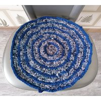 Handgefertigte Runde Stuhlkissen, Farbenfroher Teppich, Blauer Runder Hakenteppich Für Rustikale Wohnkultur, Geflochtener Teppich Geschenk, Kleiner Handgefertigte Runde Stuhlkissen, Farbenfroher Teppich, Blauer Runder Hakenteppich Für Rustikale Wohnkultur, Geflochtener Teppich Geschenk, Kleiner von EraUSSRUA