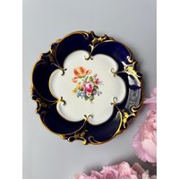 Vintage Ljmenau Graf Von Henneberg Porzellan Teller/Schale Mit Floralem Muster Blau-Bunt von EricaVintage