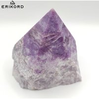 321G Rohe Polierte Lila Lepidolith Turm Natürliche Kristallspitze Mit Roher Basis & Turmspitze Kristallpyramide Flache Selbst Stehend von ErikordGems