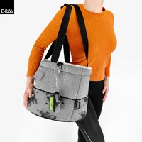 Designer Hundetasche Für Kleine Hunde, Luxus Hundetragetasche Mit Fell, Hundehandtasche + Reisebett Zum Umhängen von ErubaDesign