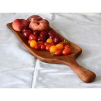Serviertablett/Walnuss-Servierbrett Brotbrett Holz-Käsebrett von EsenWoodcraft