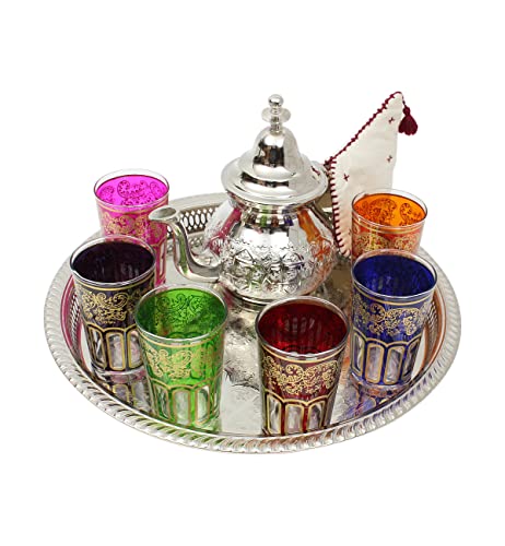 Marokkanisches Teekannen-Set mit Gravur groß: silberne Teekanne mit integriertem Filter und Teekannenhalter, 6 mehrfarbige Teegläser und silbernes Tablett, handgefertigt in Marokko, Servierminztee von Essence of Morocco