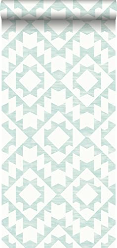 Tapete Marrakescher Aztec-Teppich Pastell Mintgrün und Weiß - 148674 - von ESTAhome Tapete Marrakescher Aztec-Teppich Pastell Mintgrün und Weiß - 148674 - von ESTAhome von Esta Home