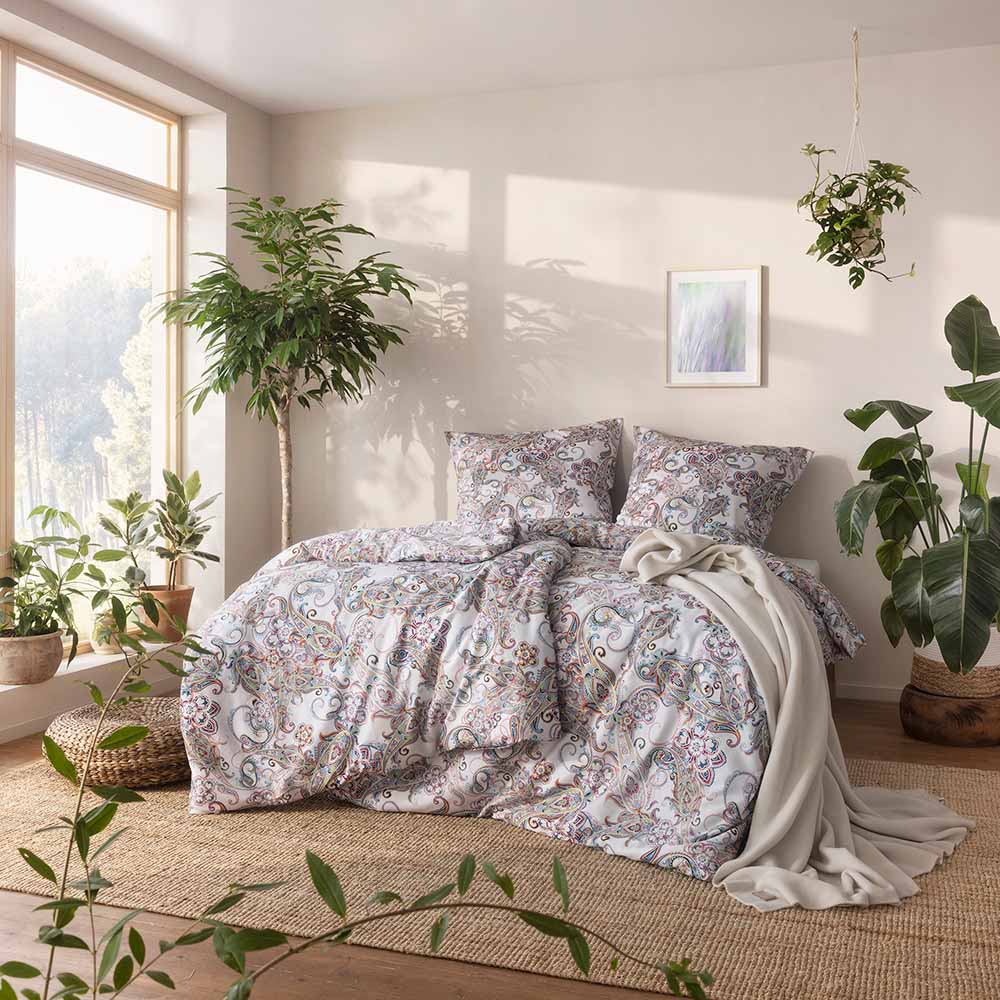 Estella Bio Mako Satin Bettwäsche 135x200 Monica rosa Paisley blau grün 3417-400 Estella Bio Mako Satin Bettwäsche 135x200 Monica rosa Paisley blau grün 3417-400 von Estella Ateliers