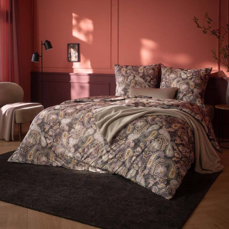 Estella Mako Jersey Bettwäsche 155x220 Elisabeth aubergine Paisley 6392-670 Estella Mako Jersey Bettwäsche 155x220 Elisabeth aubergine Paisley 6392-670 von Estella Ateliers