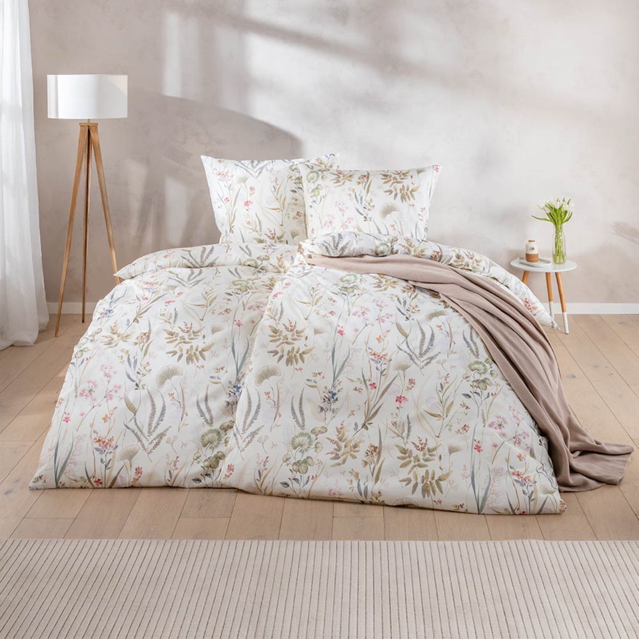 Estella Mako-Satin Bettwäsche 135x200 Rieke creme Gräser Wiesenblumen 7530-215 Estella Mako-Satin Bettwäsche 135x200 Rieke creme Gräser Wiesenblumen 7530-215 von Estella Ateliers