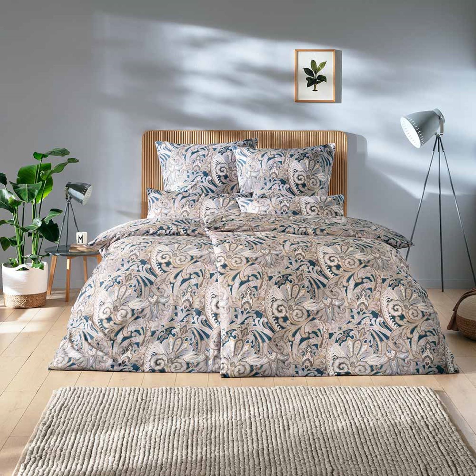Estella Mako-Satin Bettwäsche 200x220 Anastasia navy blau beige Paisley 7986-655 Estella Mako-Satin Bettwäsche 200x220 Anastasia navy blau beige Paisley 7986-655 von Estella Ateliers