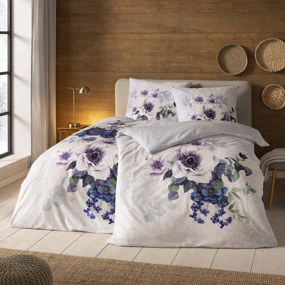 Estella Kuschel Flanell Bettwäsche 135x200 Snowflower Schnee Blumen blau 4446... von Estella