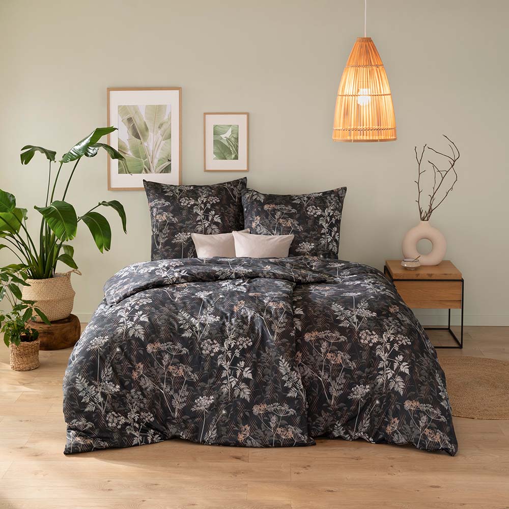 Estella Mako Jersey Bettwäsche 155x220 Achillea nachtblau Gräser Halme 6278-625 Estella Mako Jersey Bettwäsche 155x220 Achillea nachtblau Gräser Halme 6278-625 von Estella Ateliers