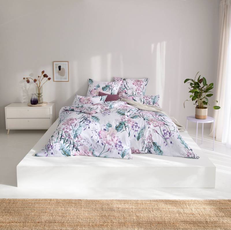 Estella Satin de Luxe Bettwäsche DD 135x200 Venya Blüten flieder petrol 1043-985 Estella Satin de Luxe Bettwäsche DD 135x200 Venya Blüten flieder petrol 1043-985 von Estella Ateliers