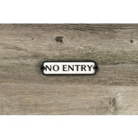 Kein Eintrag Türschild Aus Holz. Vintage British Eisenbahn Stil. Handgemachte Retro Dekoration von EtchPL