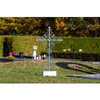 Ewiger Tribut, Handgeschmiedetes Kreuz von EternalForgeworks