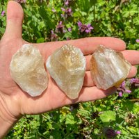 Roher Citrin Kristall/Gelber Quarzstein Hitzebehandelter Amethyst November Geburtsstein Glück Wohlstand Kreativität Großzügigkeit von EthericPulse