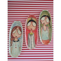 Handgemachte Keramik Platten | 3 Designs, Perfekte Housewarminggeschenk.100 % Hand Gemacht Mit Liebe Steinzeug Servierplatte, Ideal Für Handgemachte Keramik Platten | 3 Designs, Perfekte Housewarminggeschenk.100 % Hand Gemacht Mit Liebe Steinzeug Servierplatte, Ideal Für von EugeniaGerontara