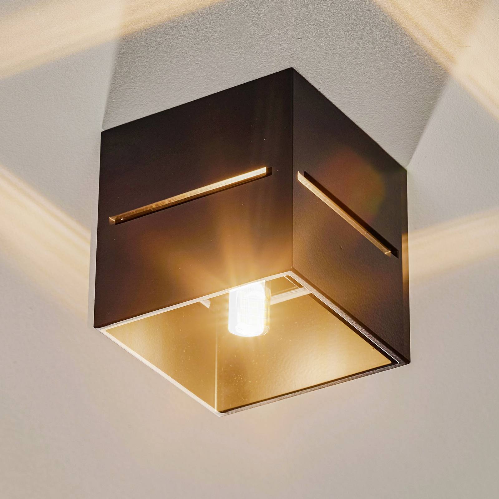 Deckenleuchte Top, schwarzer Korpus von SOLLUX LIGHTING