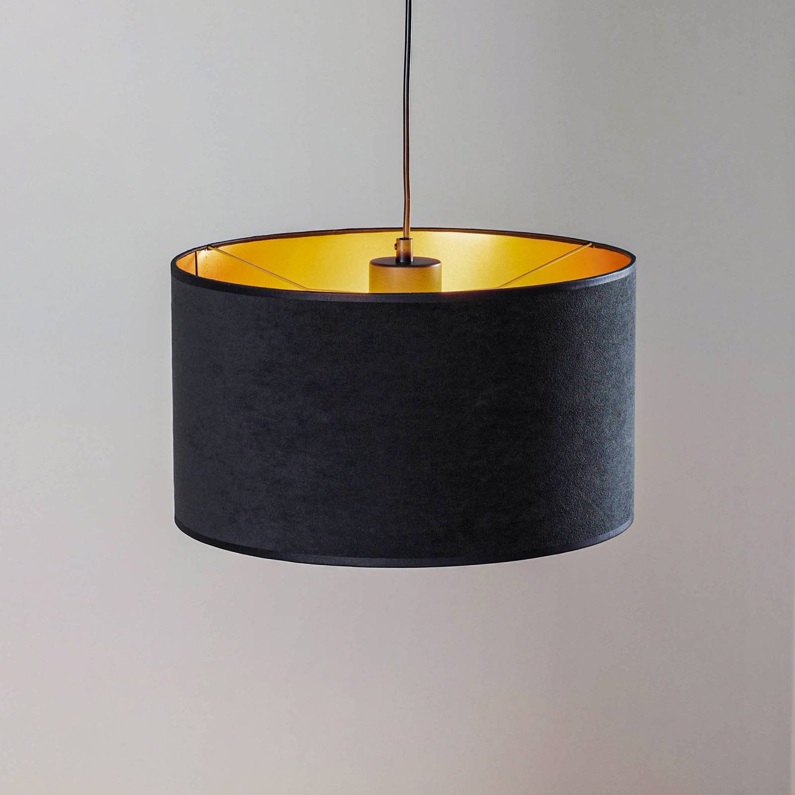 Hängelampe Jari Stoffschirm 1fl, schwarz-gold von EMIBIG LIGHTING