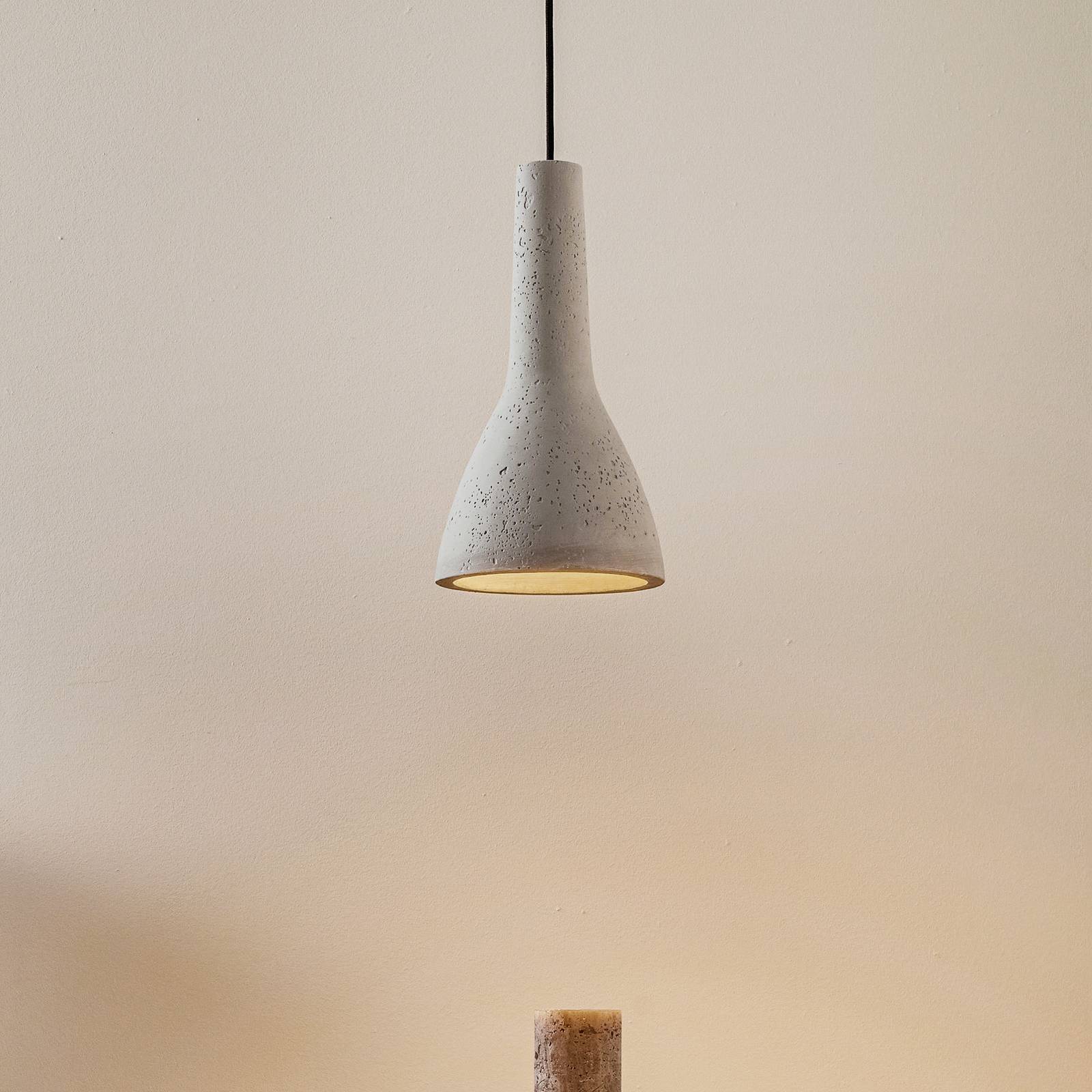 Hängeleuchte Cona aus Beton, Ø 17 cm von SOLLUX LIGHTING