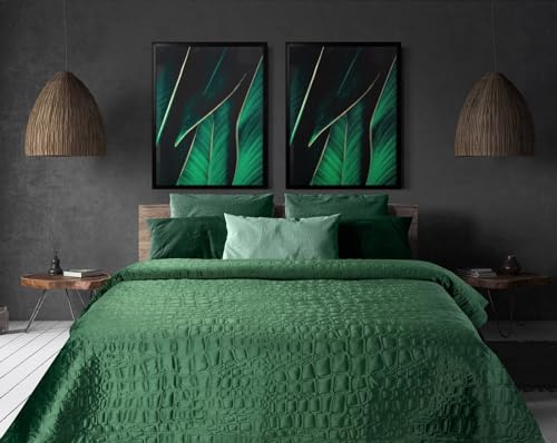 Eurofirany Tagesdecke Terra Collection Gesteppter Bettüberwurf Einfarbig Steppung Ganzjährige Decke Samtdecke Velours (SALVIA7 grün, 280x260 cm) von Eurofirany