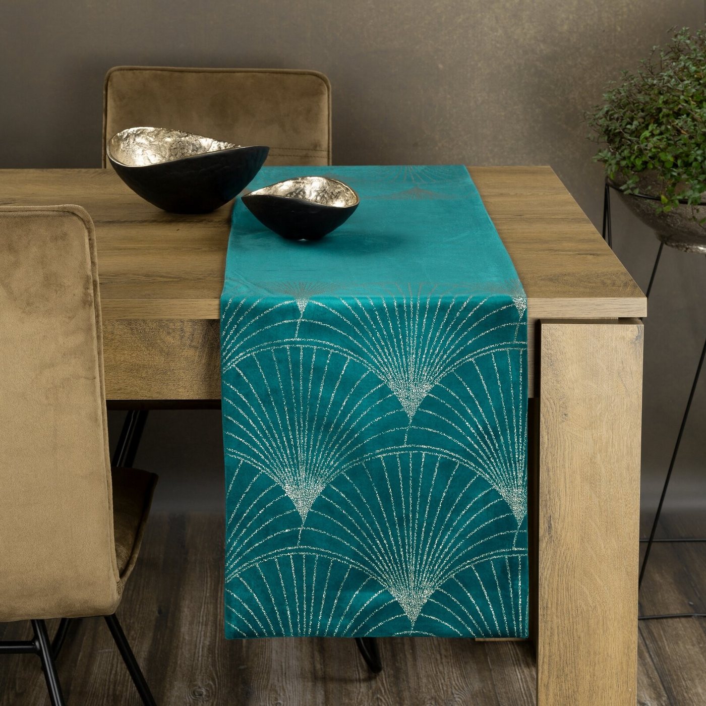 Eurofirany Tischdecke BLINK, Tischläufer, Samt, Velvet, 35x140 cm, 35x180 cm, 35x220 cm von Eurofirany