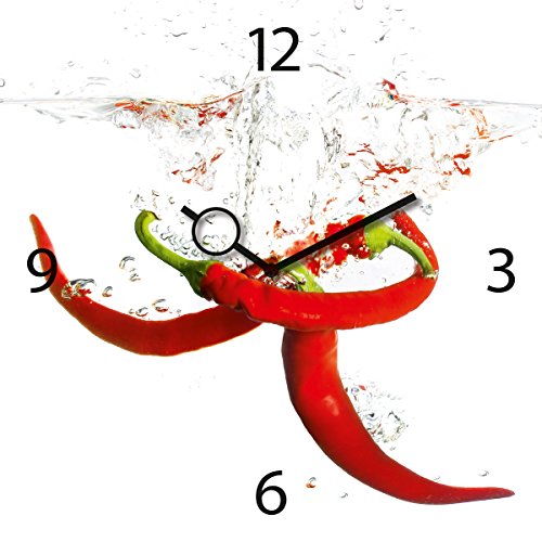 Wanduhr aus Glas für die Küche, Splashing Chili Pepper, Pepperoni im Wasser, 30x30 cm von Eurographics von EuroGraphics