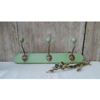 Originale 50Er Jahre Hakenleiste - Garderobe Holz Orginallackierung Hellgrün 3 Haken Shabby- Und Vintageeinrichtung Boho Midcentury von EuropeanBrocante