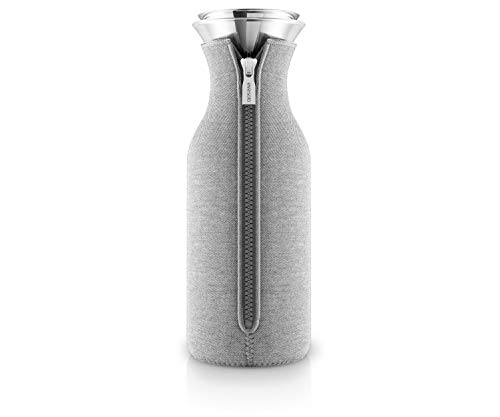 EVA SOLO – Kühlschrankkaraffe | skandinavisches Design | 1 Liter| Borrosilikat-Glas, Edelstahl, Silikon | spülmaschinenfest | 100% tropffrei – Light Grey woven 1.0 l von EVA SOLO