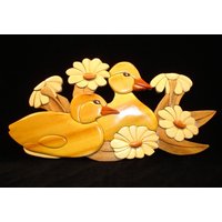 Wunderschön Handgefertigte 3 Dimensionale Intarsia Holzkunst Entenchen Schild Duck von EvansWorkshopStore