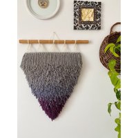 Eva's Doodlings Farbverlaufs-Wandbehang in Wimpelform Von Grau Bis Lila von EvasDoodlings