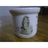 Mrs Tiggy Winkle Eierbecher Mrs Tiggy Winkle Eierbecher von EvelynMaiVintage