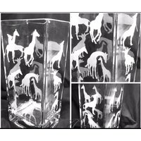 Gravur Vase Giraffe, Personalisiertes Geätztes Glas Geschenk, Blumen, Muttertag Geburtstag, Schmetterling, Hund, Vogel, Elefant, Eule, Katze von EveryRoseUK
