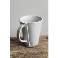Aires Glänzende Weiße Hohe Tasse von EveryStoryStudio