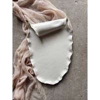 Ebba Porzellan Servierplatte Ebba Porzellan Servierplatte von EveryStoryStudio