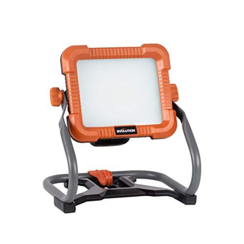 Evolution Elektrowerkzeuge R2700WLT-Li von Evolution - Tragbares kabelloses LED-Arbeitslicht - Aufladbares Licht, 3 Helligkeitsstufen, 2700 Lumen, 18 V Li-Ion. Akku nicht im Lieferumfang enthalten. von Evolution Power Tools