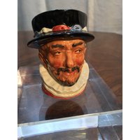 Royal Doulton - Beefeater Kleiner Krug 6233 Von Harry Fenton von EwasAntiqueShop