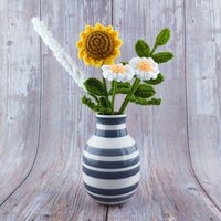 Gehäkelte Blumen | Blumenstrauß Geburtstagsgeschenk Hochzeit Geschenkidee Rosen Handarbeit Dekoration Geschenk von EwigeBlumenShop